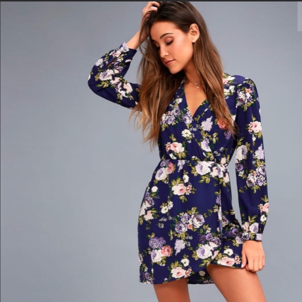 LuLu’s That’s a Wrap Navy Blue Floral Dress - XS